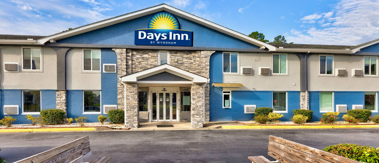 Days Inn by Wyndham Savannah Gateway I-95